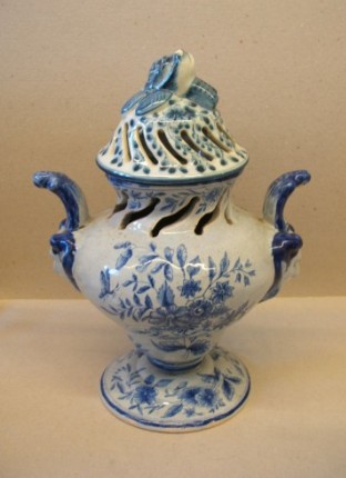 potpourri pot