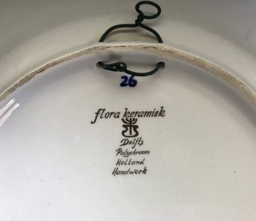 Flora keramiek Delfts Polychroom plate | Delftsaardewerk.nl